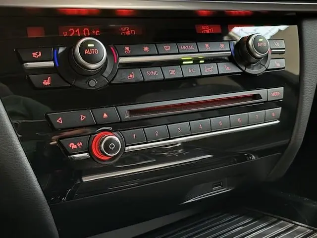 BMW X5 xDrive35i High Executive 2018 Benzine 31