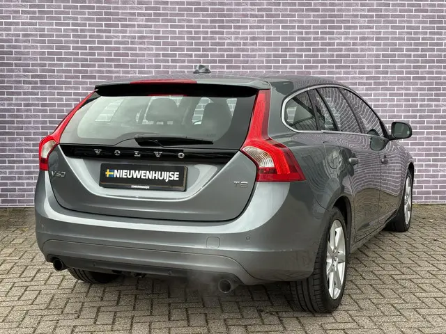 Volvo V60 3