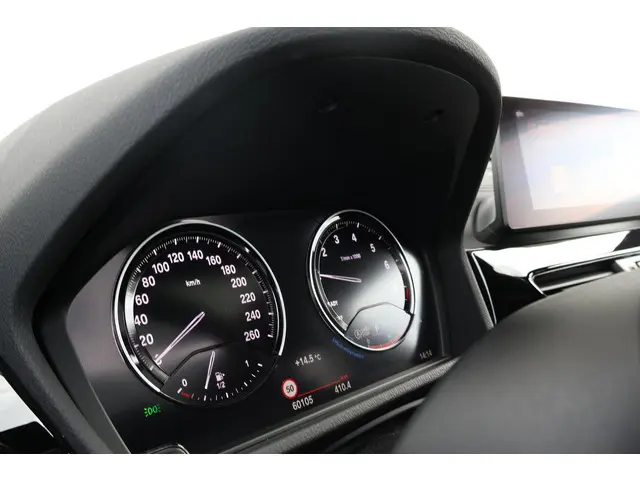 BMW X1 sDrive18i Executive Edition 2020 Benzine 22