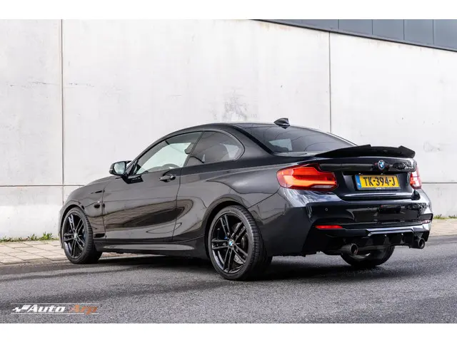 BMW 2 Serie Coupé M240i High Executive 2017 Benzine 9