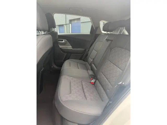 Kia Niro 1.6 GDi PHEV DynamicLine 2022 Hybride Benzine 12