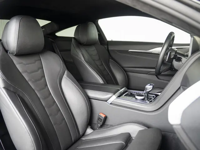 BMW 8 Serie Coupé 840i 2023 Benzine 8