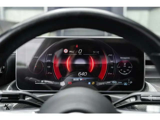 Mercedes-Benz C-Klasse 300 AMG Line 2021 Benzine 31