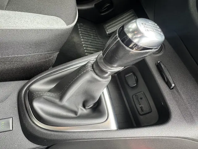 Renault Captur 1.2 TCe Bose 2018 Benzine 22