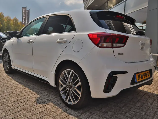 Kia Rio 1.0 T-GDi MHEV GT-Line 2023 Benzine 6