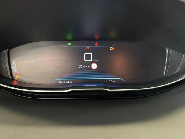 Peugeot 5008 1.2 PureTech Allure 2019 Benzine 31