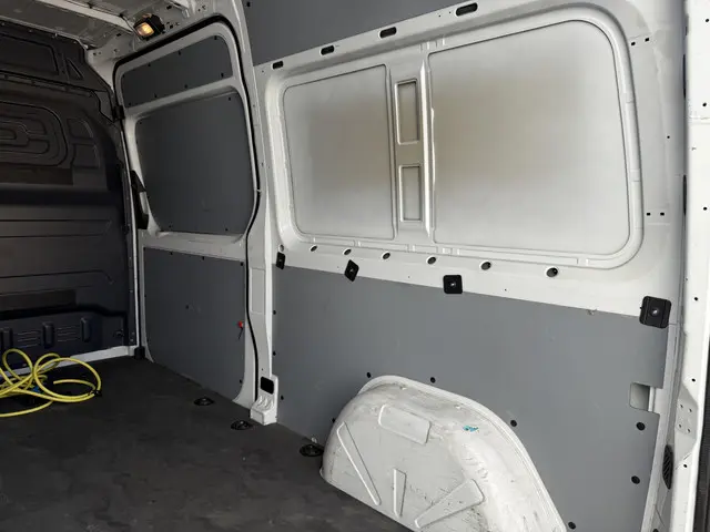 Mercedes-Benz eSprinter 312 2022 Elektrisch 16