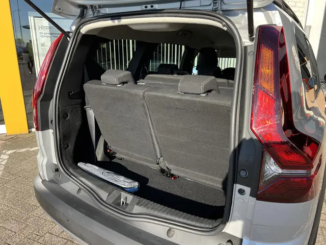 Dacia Jogger 1.0 TCe 110 Expression 2023 Benzine 7