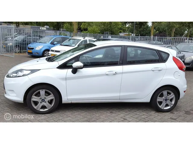 Ford Fiesta 1.25 Champion 2012 Benzine 4