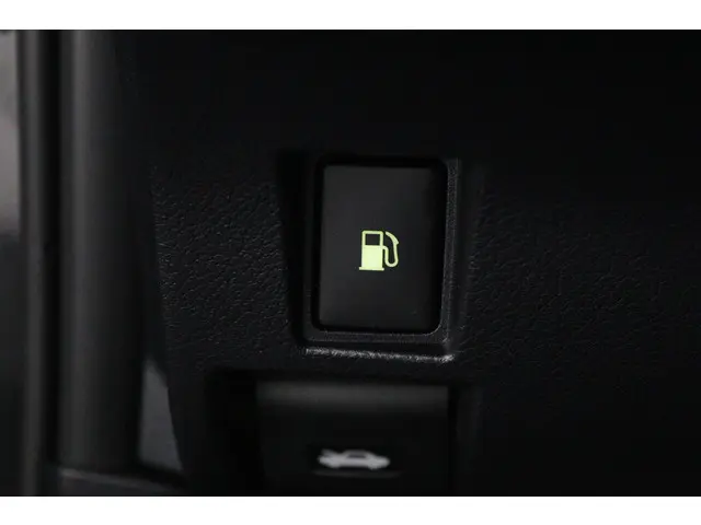 Lexus CT 200h Business Line 2019 Hybride Benzine 38