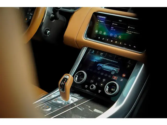 Land Rover Range Rover Sport 5.0 V8 SVR 2018 Benzine 29