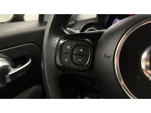 Fiat 500 1.4 T-Jet Abarth 595 2017 Benzine 22