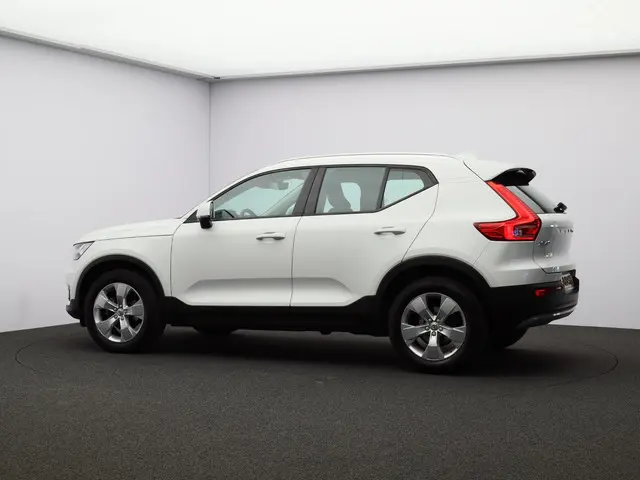 Volvo XC40 1.5 T2 Business Pro 2020 Benzine 18