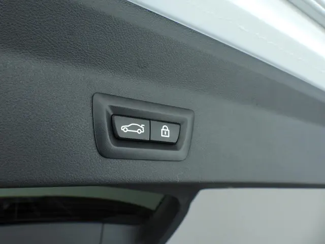 BMW iX3 High Executive 80 kWh 2022 Elektrisch 45