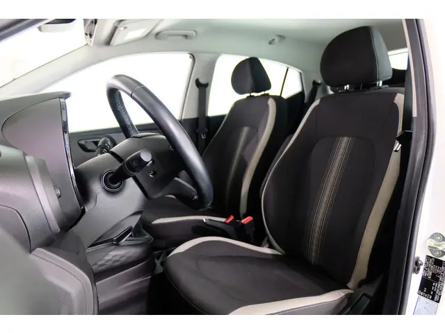 Hyundai i10 1.0 Comfort 5-zits 2022 Benzine 4