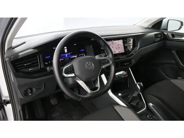 Volkswagen Polo 1.0 TSI 95pk Life Edition 2024 Benzine 15