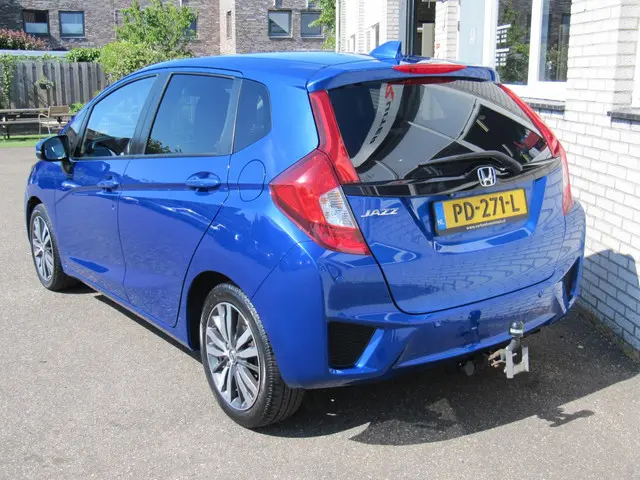 Honda Jazz 1.3 i-VTEC Elegance *TREKHAAK* 2015 Benzine 13