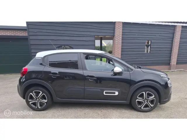 Citroën C3 1.2 PureTech Live/Zeer nette auto 2021 Benzine 8