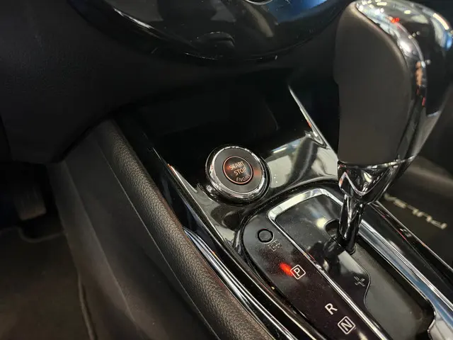 Nissan Pulsar 1.2 DIG-T N-Connecta 2017 Benzine 36