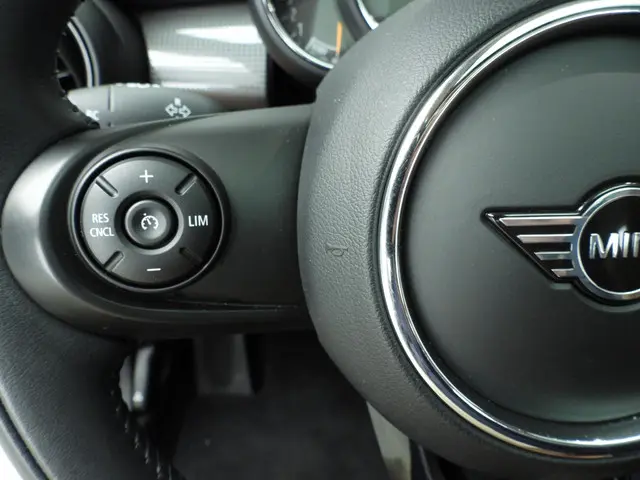 MINI 3-Deurs Cooper 2019 Benzine 12