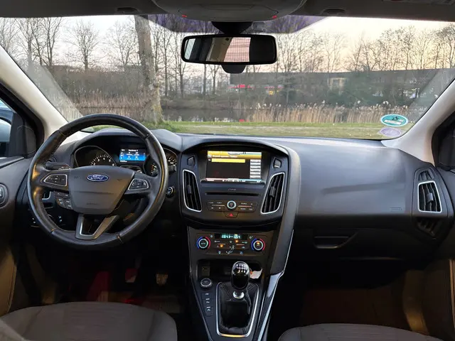 Ford Focus Wagon 1.0 Titanium 2016 Benzine 17