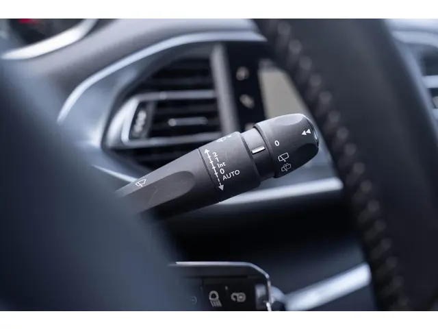 Peugeot 308 1.5 HDI Active Pack 2020 Diesel 25