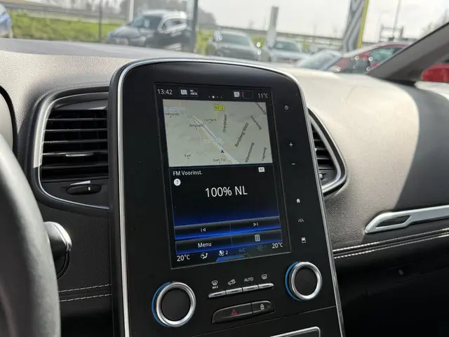 Renault Grand Scénic 1.3 TCe Intens 7p. 2018 Benzine 31