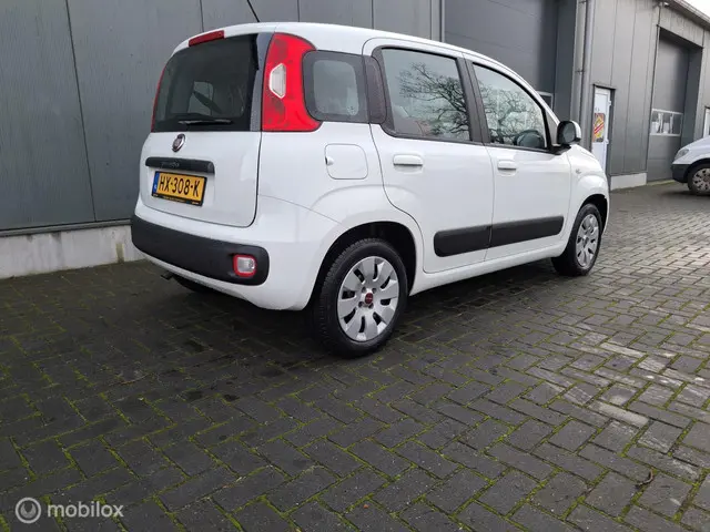 Fiat Panda 0.9 TwinAir Edizione cool 2016 Benzine 7
