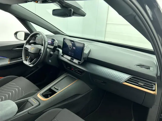 CUPRA Born Essential 62 kWh 2023 Elektrisch 11