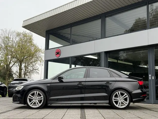 Audi A3 Limousine Aut. 35 TFSI CoD S-Line 2020 Benzine 3