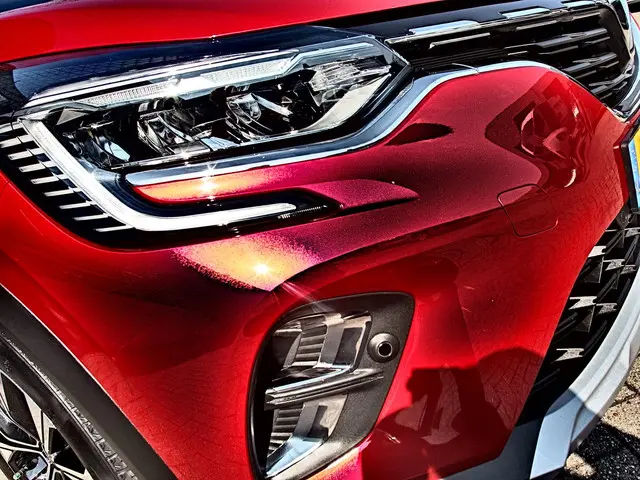 Renault Captur 1.3 TCe 140 Intens 2023 Benzine 19