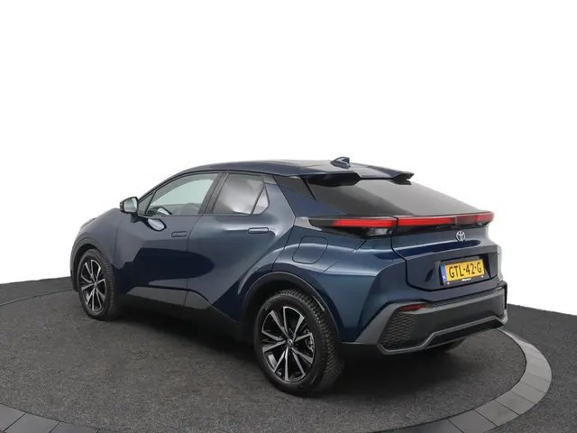 Toyota C-HR 1.8 Hybrid 140 Dynamic 2024 Hybride Benzine 9
