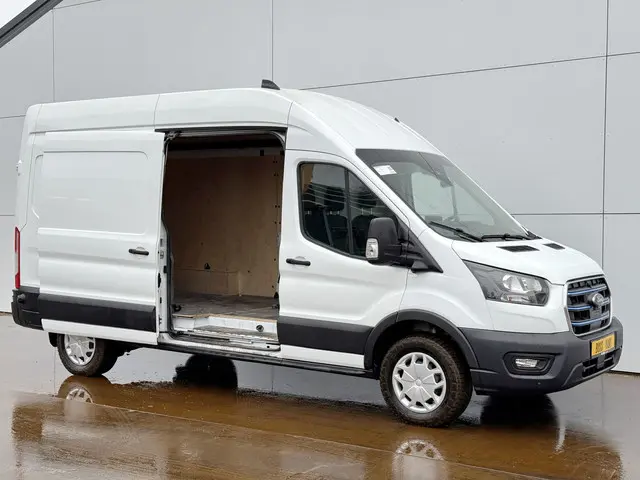 Ford E-Transit 390 184PK 2023 Elektrisch 5