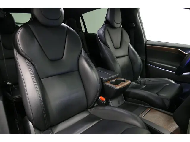 Tesla Model X Long Range 2019 Elektrisch 24