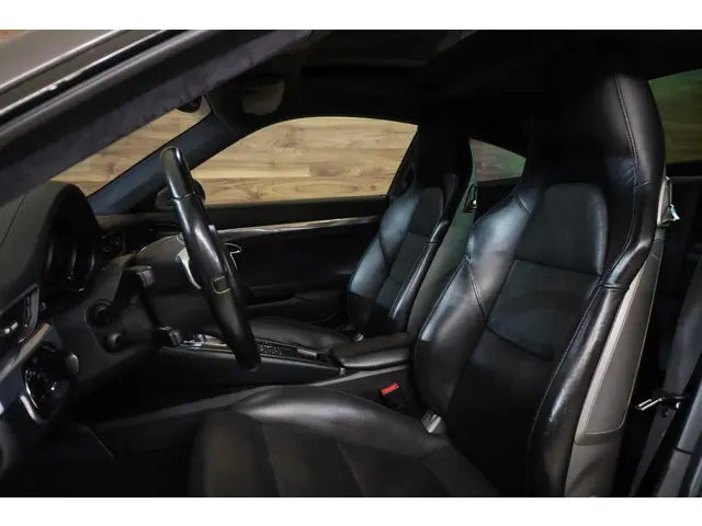 Porsche 911 3.8 Carrera 4S 2013 Benzine 7
