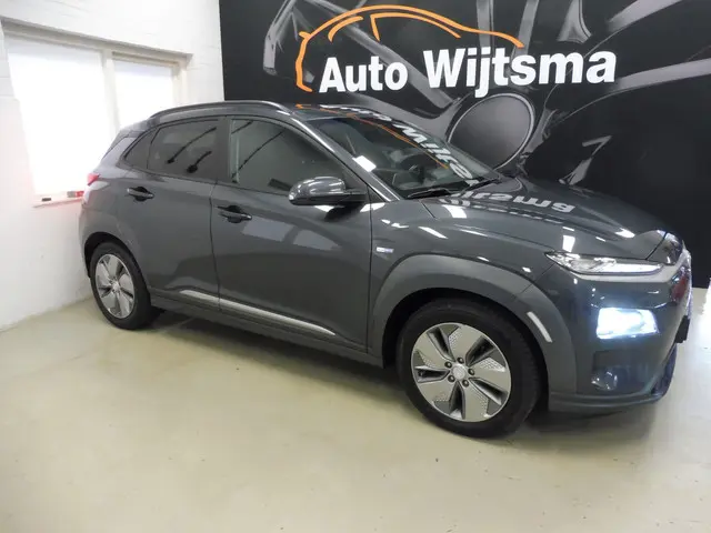 Hyundai Kona EV Premium 64 kWh SOH 98% 2020 Elektrisch 21