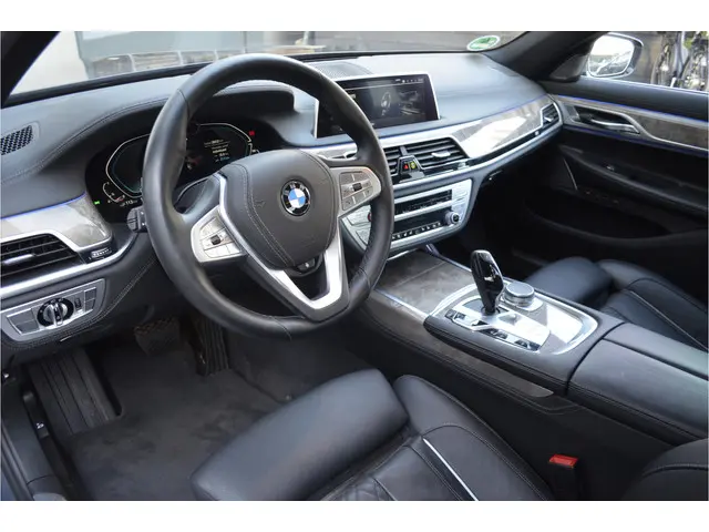 BMW 7 Serie 745e High Executive 2019 Hybride Benzine 21