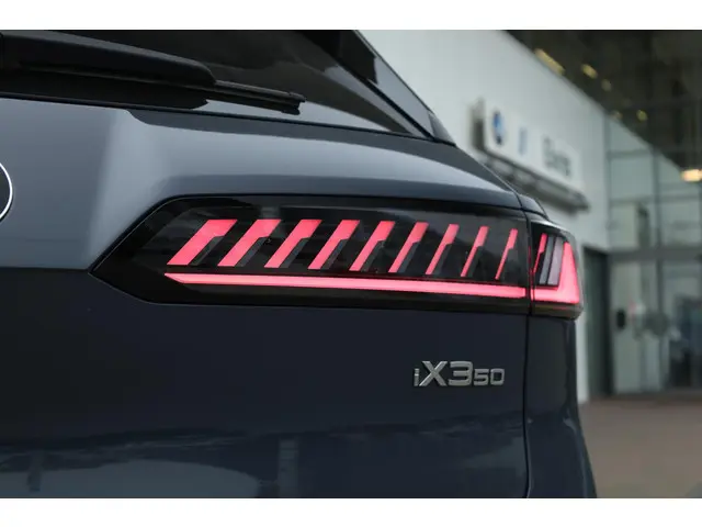 BMW iX3 50 xDrive 2026 Elektrisch 11