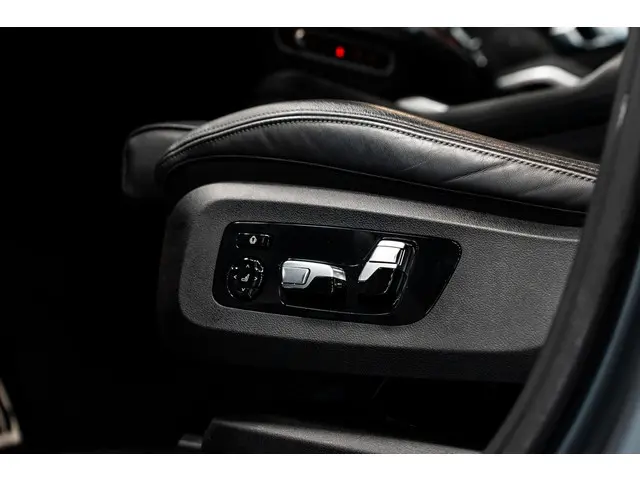 BMW X6 M60i xDrive 2023 Benzine 11