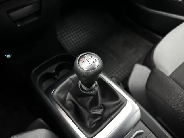 Citroën C4 Picasso 1.2 PureTech Selection 2015 LPG/Gas 18