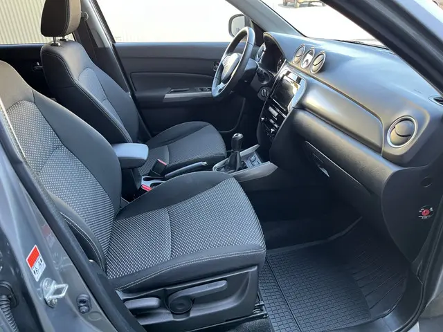 Suzuki Vitara 1.0 B.jet Select 2019 Benzine 20