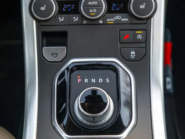 Land Rover Range Rover Evoque 2.0 Si4 HSE 2015 Benzine 16