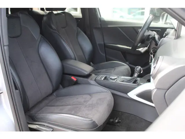 Audi Q2 1.0 TFSI Sport Pro Line S 2018 Benzine 23