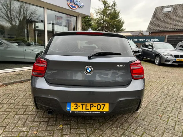 BMW 1 Serie 118i High Executive M-Pakket 2014 Benzine 21