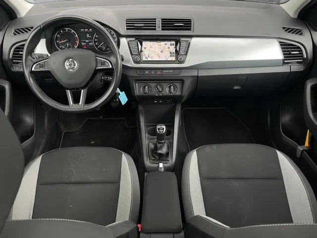 Škoda Fabia Combi 1.2 TSI Ambition 2016 Benzine 13
