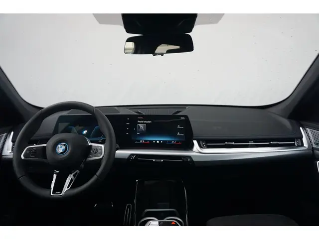 BMW iX1 eDrive20 2025 Elektrisch 11