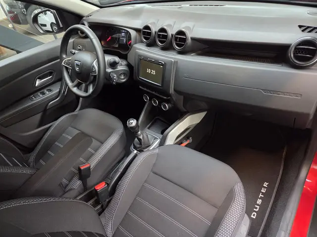 Dacia Duster 1.0 TCe Prestige 2021 Benzine 18