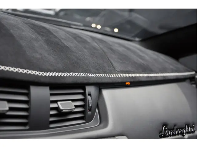 Lamborghini Aventador 6.5 V12 SVJ Roadster 2021 Benzine 21