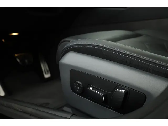 BMW i5 M60 xDrive 84 kWh M Sport 2024 Elektrisch 6