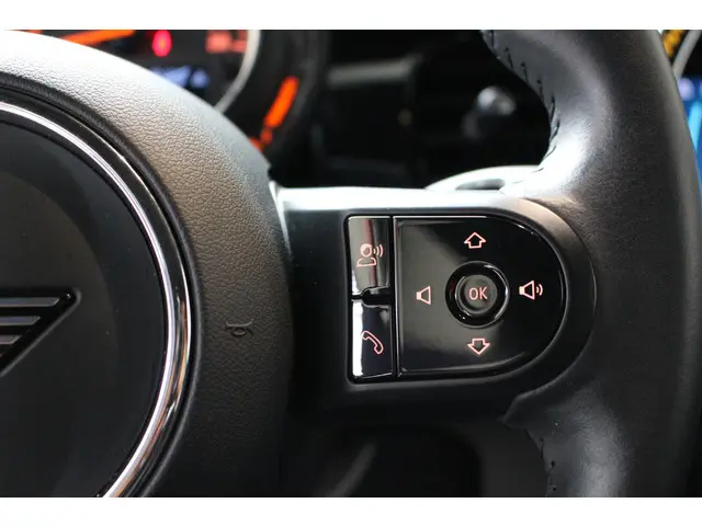 MINI Cooper Mini 1.5 Camden Edition 2023 Benzine 12